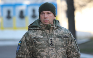 Актуальність оборони Бахмута постійно зростає, – Сирський