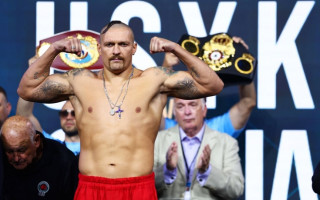 Усик погодився на нерівний гонорар за бій з Ф’юрі, але висунув умову
