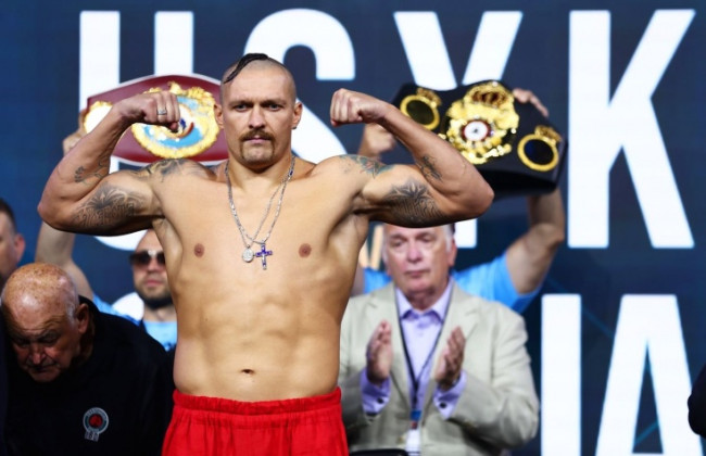 Усик погодився на нерівний гонорар за бій з Ф’юрі, але висунув умову
