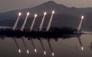 КНДР запустила ракету невідомого типу: країна продовжує реагувати на спільні навчання Південної Кореї і США