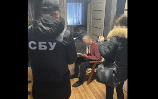 Собирал разведданные об обороне Днепропетровщины: СБУ задержала вражеского информатора, фото