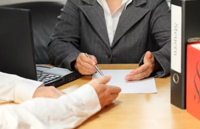 Відмова у наданні відповіді на адвокатський запит з підстав направленості на посилення змагальної правової позиції клієнта є незаконною, - РАУ