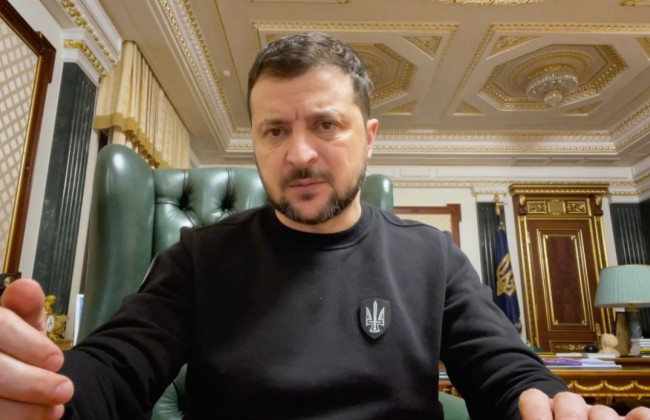 Дополнительные пол триллиона гривен, которые хотят выделить на оборону, направят на зарплату военным, дроны и тому подобное – Зеленский