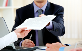 Чем простой отличается от приостановки действия трудового договора