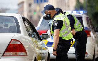 Якщо на водія незаконно склали протокол про адмінправопорушення, він має право на компенсацію, але звідки компенсувати – вказувати не треба, - Верховний Суд