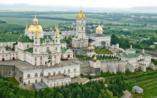 Почаївську лавру також можуть забрати в УПЦ МП