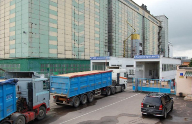 Розтрата майна на 56 млн грн: ВАКС оголосив вирок колишнім службовцям «Луцького КХП №2»