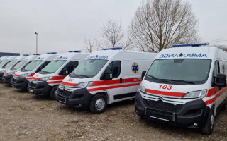 Мали поставити понад 800 «швидких»: правоохоронці провели обшуки у справі про зрив держзакупівель