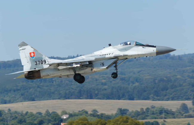 Словаччина передасть Україні 13 винищувачів МіГ-29