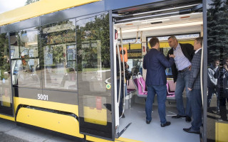 На лівому березі Києва відновлять рух за постійними схемами шість трамвайних маршрутів: відома дата