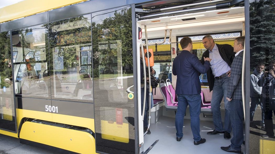 На левом берегу Киева возобновят движение по постоянным схемам шесть трамвайных маршрутов: известна дата