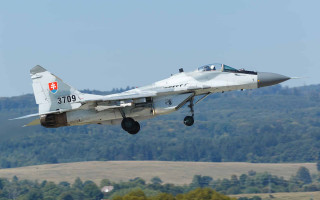 Словаччина передасть Україні 13 винищувачів МіГ-29