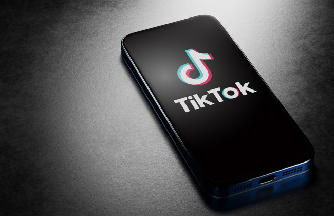 За журналістами шпигували через TikTok: ФБР та Мін'юст США розслідують інцидент