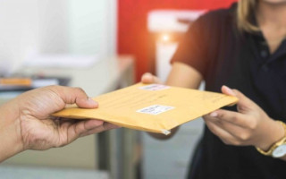 Какие документы разрешены, а какие запрещено отправлять за границу по почте