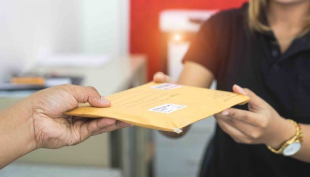 Які документи дозволено, а які заборонено надсилати за кордон поштою