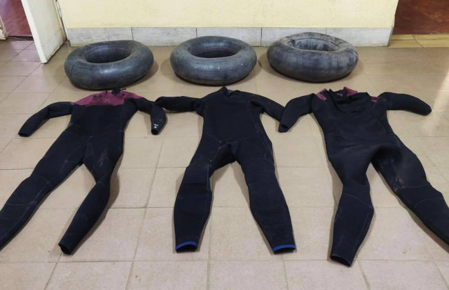 На Закарпатті затримали 8 чоловіків, які намагалися потрапити до Румунії, «озброївшись» гідрокостюмами