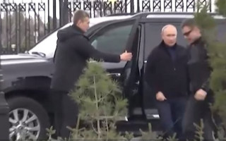 У рф заявили, що Путін відвідав Маріуполь