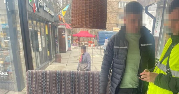 $2 000 взятки за кафе – «пункт несокрушимости»: в столице задержали директора парка