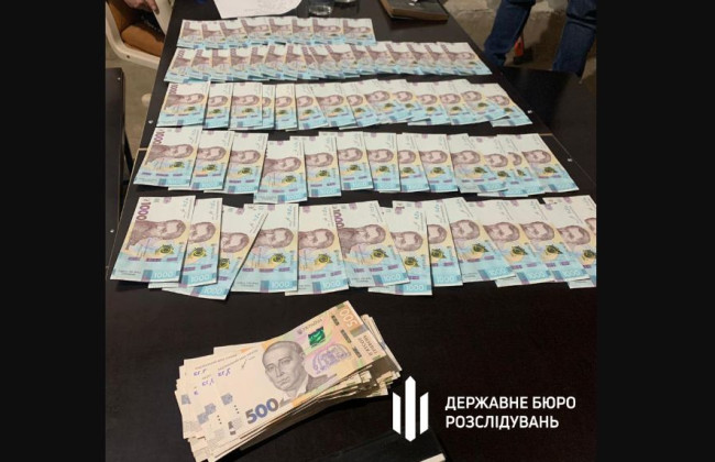120 000 грн хабаря за підписання документів на переведення: затримали замкомандира військової частини
