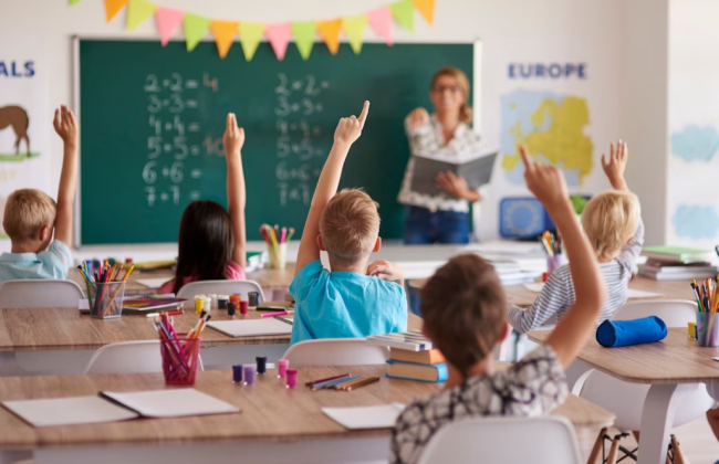 У школах Києва з 27 березня розпочинається прийом заяв до перших класів