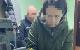 На Київщині жінка викинула немовля з 5-ого поверху: слідчі розглядають версію післяпологової депресії