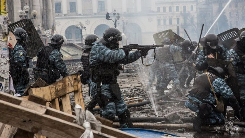 Незаконне перешкоджання акціям протесту і вогонь по мітингувальникам: екскомандиру «Беркуту» повідомили про підозру у справі Майдану