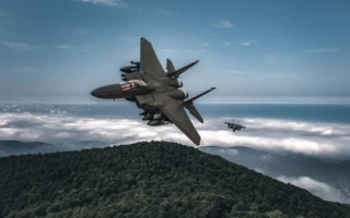 Йенс Столтенберг допустил передачу Украине истребителей F-16