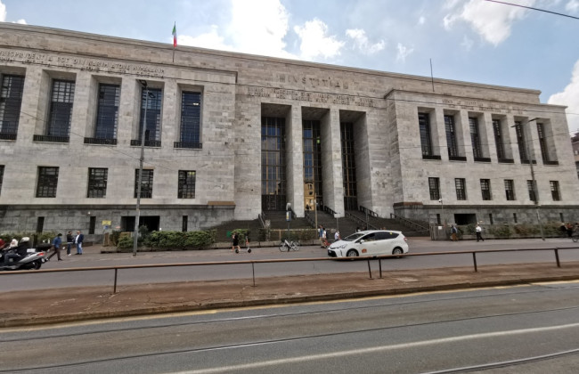 Злякався екстрадиції до США: син губернатора рф втік з-під домашнього арешту в Італії