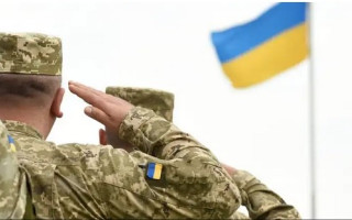 Раде предлагают увольнять срочников со службы во время действия военного положения