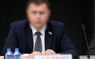 Координував процес незаконного «приєднання» Херсонщини до рф: депутату держдуми повідомили про підозру