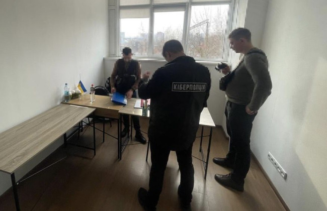 Присвоили более 10 млн грн под видом сбора средств пострадавшим детям: в Киеве разоблачили преступную группировку