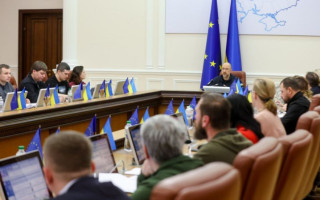 Правительство продлило специальный период со льготными ценами на электроэнергию — Шмыгаль