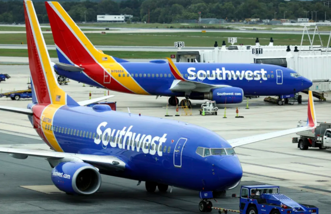 В США пассажир самолета помог экипажу после того, как одному из пилотов стало плохо