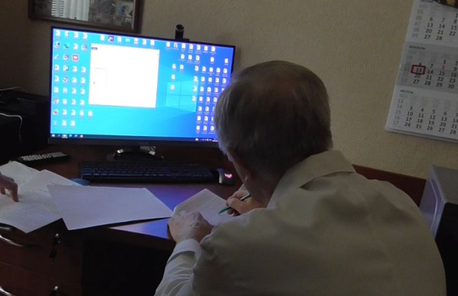 Вимагав 76 000 грн за встановлення протеза: повідомлено про підозру лікарю з Сум