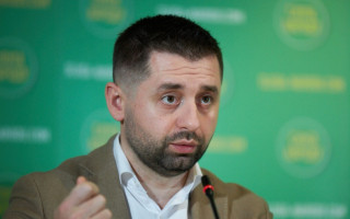 В случае перемещения ядерного оружия в Беларусь, Украина усилит мобилизацию, – Арахамия