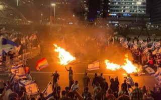 Закликав зупинити судову реформу: в Ізраїлі спалахнули протести після звільнення міністра оборони, відео