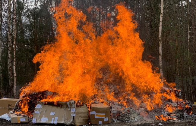 На Житомирщине полицейские сожгли наркотиков на более чем 2 млн гривен, видео и фото