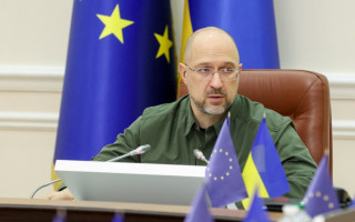 Шмыгаль анонсировал перерасчет пенсий в апреле: кому увеличат выплаты