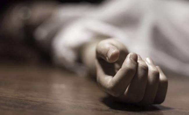 Душив, накинувши на голову поліетиленовий пакет: на Хмельниччині засудили 25-річного чоловіка