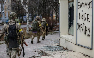 Сырский назвал главную цель ВСУ в битве за Бахмут