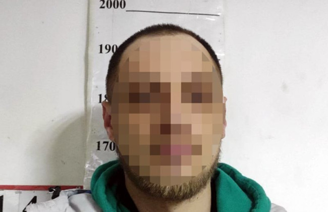 Принижував колишню співмешканку та бив вікна: у Києві судитимуть чоловіка