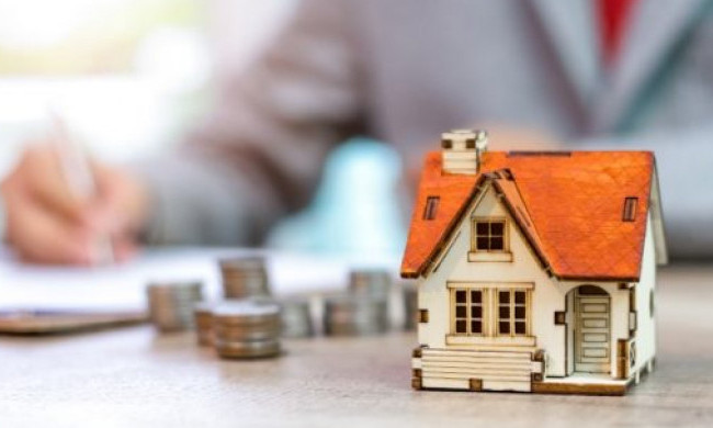 В ГНС разъяснили, как платить налог на недвижимость юрлицам и физлицам