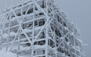 Зима не хочет отступать: в Карпатах ударил мороз -16