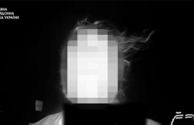 Прикордонники на в’їзді в Київ зупинили священника: що сталося