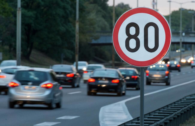 У Києві на деяких вулицях дозволять їздити із швидкістю до 80 км/год: список