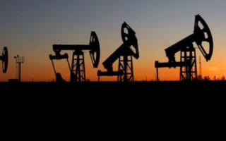 В ЕС не будут пересматривать потолок цен на российскую нефть, — СМИ