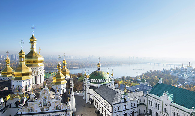 Комиссию Минкульта снова не пустили в Лавру