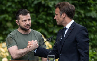 Зеленский провел телефонный разговор с Макроном: что обсудили
