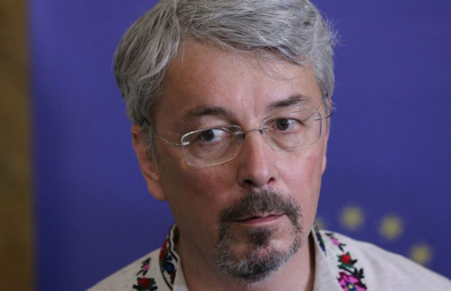 Ткаченко заявив, що на території Лаври є цивільні, які можуть перебувати там незаконно