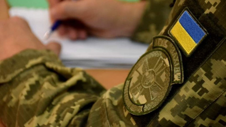 В Україні можуть дозволити звільнятися з військової служби бійцям, які втратили близьких на війні – комітет підтримав законопроєкт